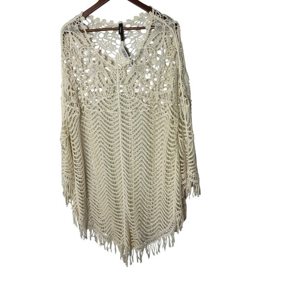 Womens Torrid Ivory Crochet Knit Poncho Size One size OS NWT - Picture 1 of 4